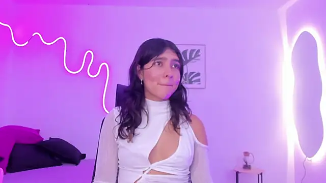 Snapshot of Cherrydollxx chatting on October 5, 12:21 pm Cherrydollxx online show from October 5, 12:21 pm