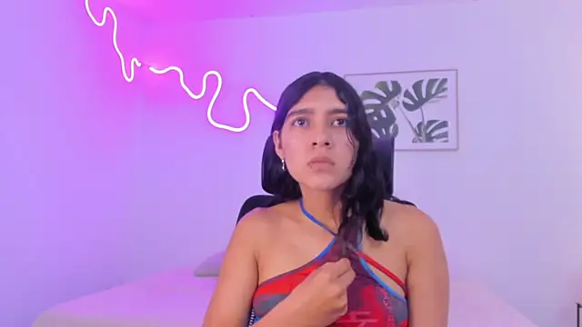 Snapshot of Cherrydollxx chatting on October 23, 1:39 pm Cherrydollxx online show from October 23, 1:39 pm