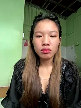 Snapshot of QueenLink chatting on October 13, 2:14 am QueenLink online show from October 13, 2:14 am