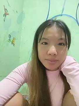 Snapshot of QueenLink chatting on October 2, 10:37 pm QueenLink online show from October 2, 10:37 pm