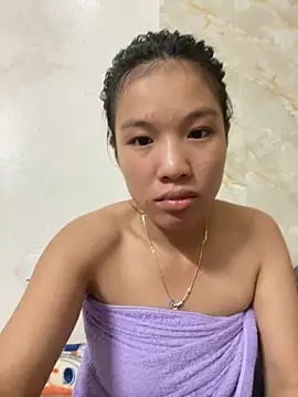 Snapshot of QueenLink chatting on September 19, 5:56 pm QueenLink online show from September 19, 5:56 pm