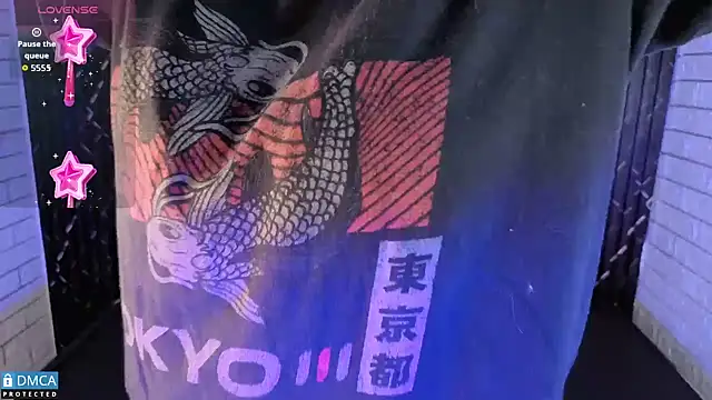 nena cupcake  online show from November 3, 11:03 am