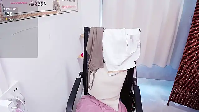 Snapshot of Brosnahan chatting on September 16, 5:15 am Brosnahan online show from September 16, 5:15 am