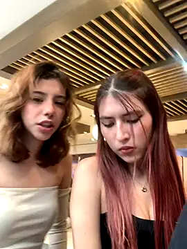 miarose- online show from October 7, 9:41 pm