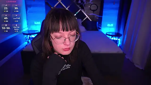 Snapshot of Pixie_Peachh chatting on October 24, 8:16 pm Pixie Peachh online show from October 24, 8:16 pm