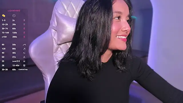 HannahMontgomery online show from February 12, 4:52 pm