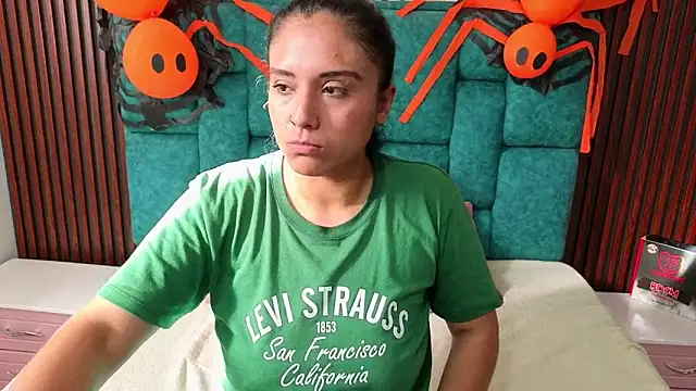 EmilyGala online show from October 28, 8:46 pm