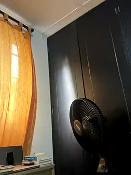 lu styles  online show from October 19, 10:01 pm