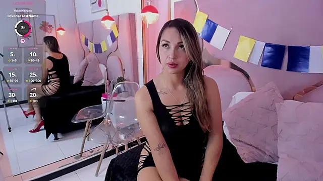 Snapshot of Maiyajoness chatting on September 27, 4:52 am Maiyajoness online show from September 27, 4:52 am