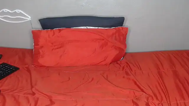 Snapshot of Lunalee chatting on September 22, 4:49 pm Lunalee online show from September 22, 4:49 pm