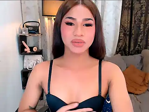 Snapshot of asianlatina69 chatting on September 30, 10:43 am asianlatina69 online show from September 30, 10:43 am