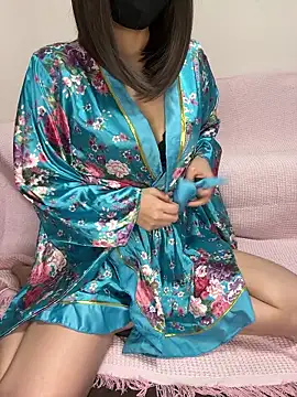 reina 00121 online show from September 24, 12:42 am