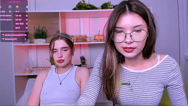 Snapshot of lily_morty chatting on September 20, 8:29 pm lily morty online show from September 20, 8:29 pm