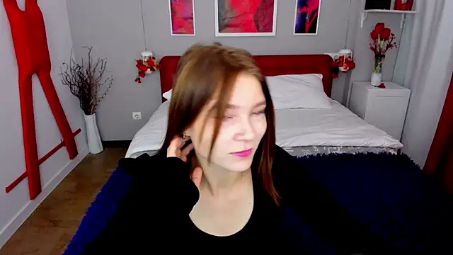 XSaraLeoneX online show from September 27, 7:37 am