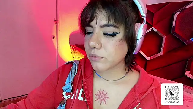 Melissa Adamsx online show from April 17, 10:45 pm