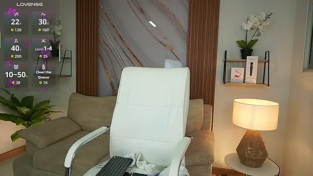 MilaCrave online show from October 6, 11:38 am