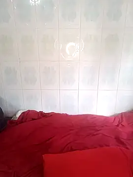 Snapshot of Eroticdollxx3 chatting on October 5, 10:31 am Eroticdollxx3 online show from October 5, 10:31 am