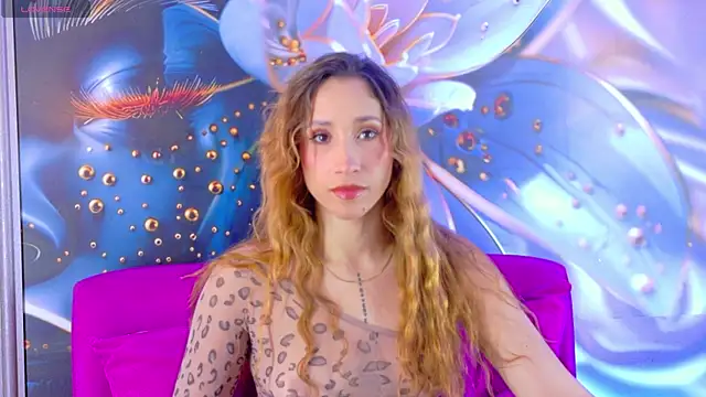 Snapshot of MONIK_FOX_CR chatting on October 10, 7:41 pm MONIK FOX CR online show from October 10, 7:41 pm