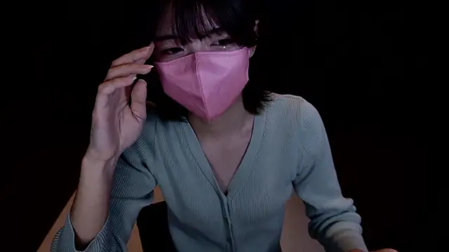 Azusa DoMybest online show from January 8, 2:04 am