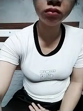 Mie rose online show from February 22, 8:15 am