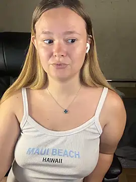 CaramelleSugar  online show from October 1, 3:39 pm