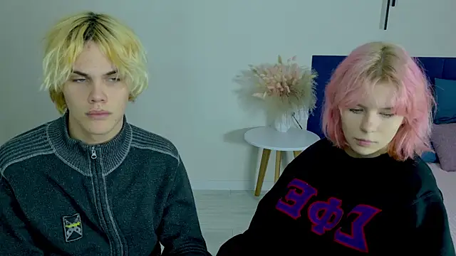 Bonnie And C1yde online show from November 2, 5:16 pm