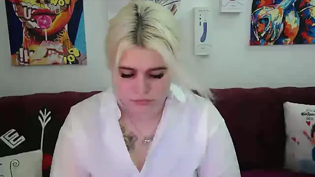 Amber Monro online show from September 11, 3:18 am