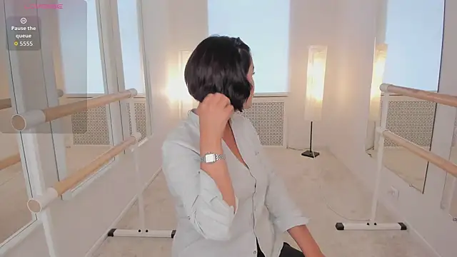 moodberry online show from September 24, 7:18 am