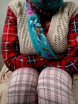 Snapshot of ezgi2545 chatting on November 2, 5:55 am ezgi2545 online show from November 2, 5:55 am