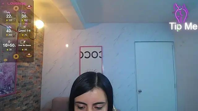 Snapshot of Eilyn_love_b chatting on September 30, 1:06 pm Eilyn love b online show from September 30, 1:06 pm