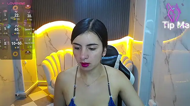 Snapshot of Eilyn_love_b chatting on October 14, 1:03 pm Eilyn love b online show from October 14, 1:03 pm