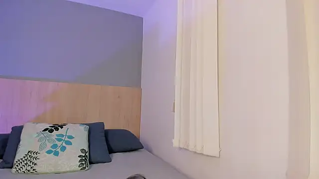  Ashly 77 online show from September 24, 7:35 pm