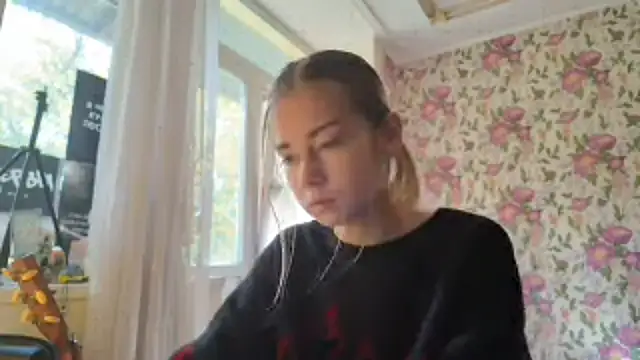 Witching Moon online show from September 23, 8:23 am