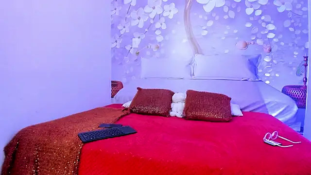 Snapshot of tammy_02_ chatting on October 21, 1:15 pm tammy 02  online show from October 21, 1:15 pm