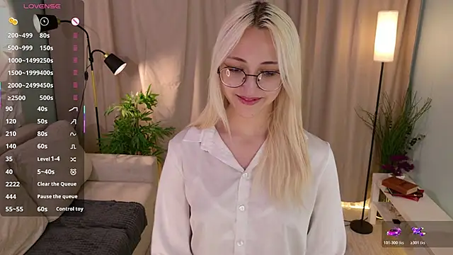 Snapshot of Marry_sharp chatting on October 27, 9:09 pm Marry sharp online show from October 27, 9:09 pm