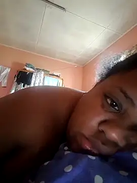 Karamelsaus online show from October 17, 8:01 pm