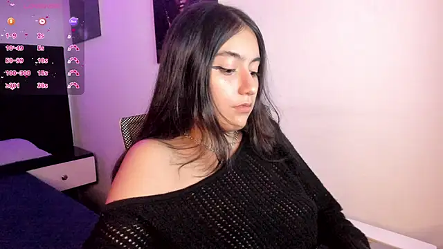 namiiwhite online show from September 9, 1:33 pm