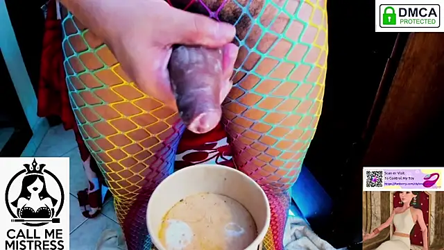 Snapshot of sexydirtyd chatting on October 5, 9:03 am sexydirtyd online show from October 5, 9:03 am