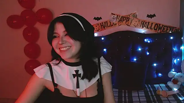 Ginebra Sensual online show from October 31, 12:20 pm