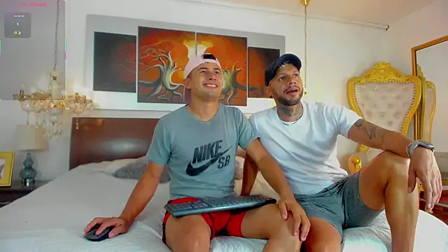 Snapshot of Valentiinoss chatting on October 17, 8:56 pm Valentiinoss online show from October 17, 8:56 pm