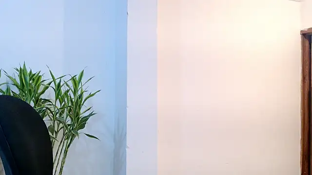 Snapshot of Allhondra chatting on October 31, 11:42 pm Allhondra online show from October 31, 11:42 pm