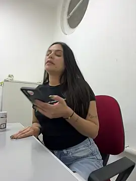 lulix69 online show from April 14, 12:33 am