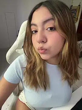 Bonni lohan online show from July 13, 2:18 pm