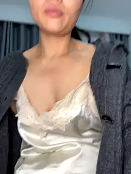 coco-o online show from October 30, 5:32 am