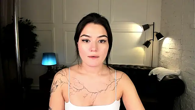 Snapshot of Dark_Moni chatting on September 24, 2:43 am Dark Moni online show from September 24, 2:43 am