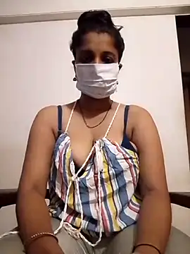 Love Foreverr12 online show from October 12, 12:40 pm