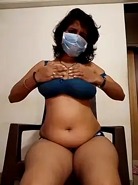 Love Foreverr12 online show from November 6, 10:43 am