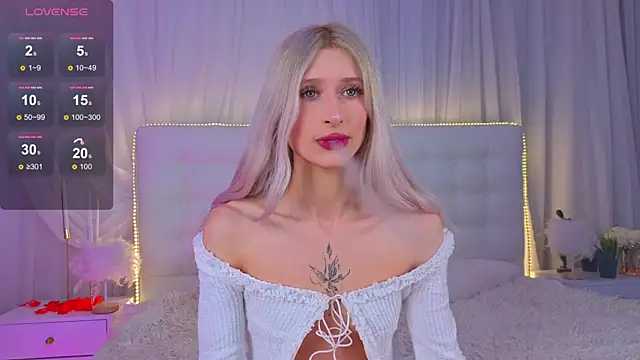 Monica Leen online show from March 4, 6:20 am