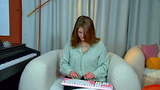 Snapshot of JaneRosen chatting on October 15, 6:38 am JaneRosen online show from October 15, 6:38 am