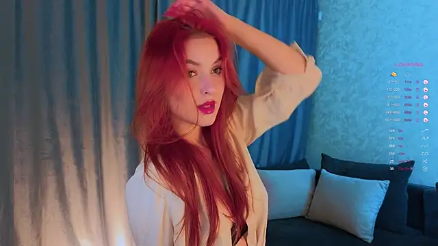 Snapshot of GildedKitten chatting on October 30, 6:42 pm GildedKitten online show from October 30, 6:42 pm